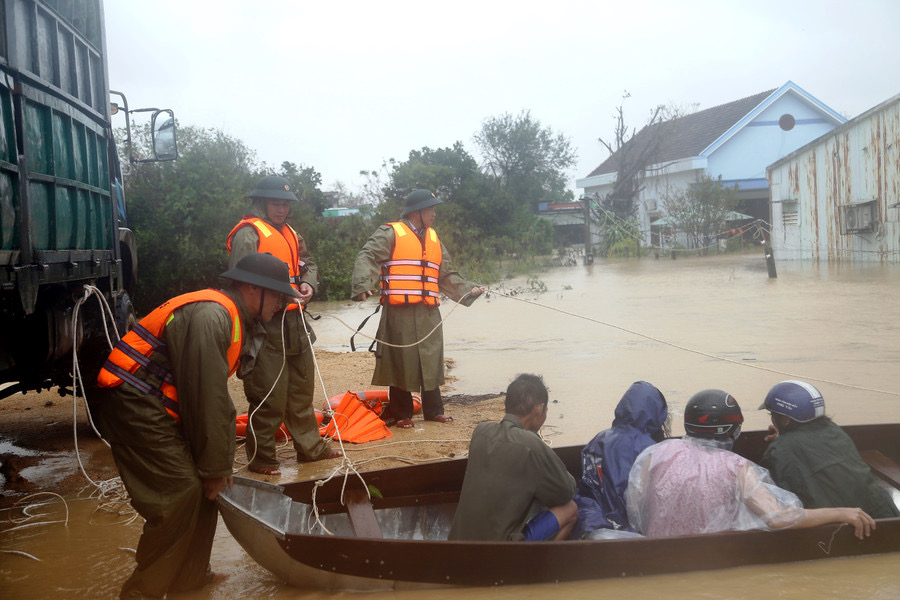 Gia Lai công bố tình huống khẩn cấp về thiên tai tại 77 xã, phường- Ảnh 2.