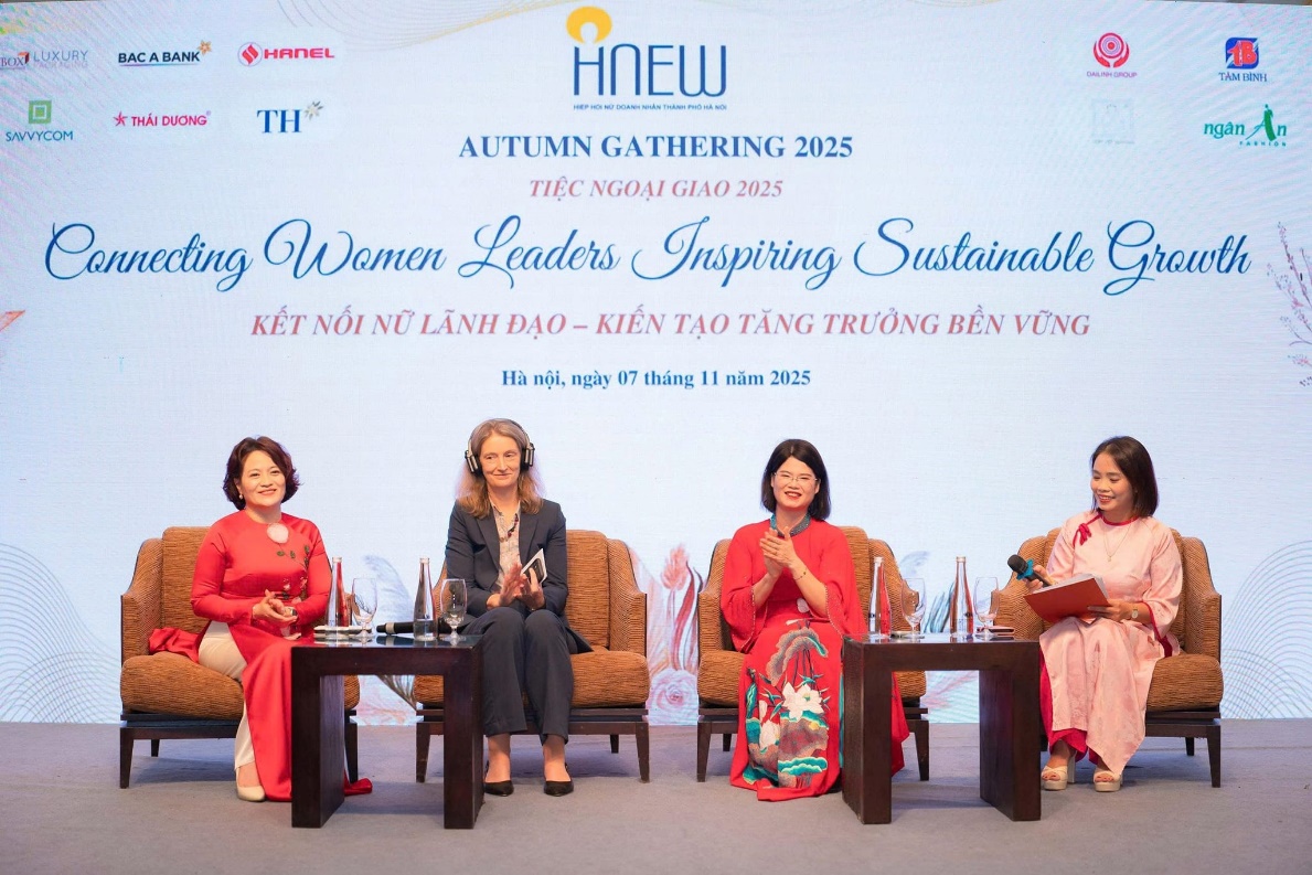 Tổng giám đốc Nagakawa được vinh danh Doanh nhân trẻ Việt Nam tiêu biểu- Ảnh 3. Tổng giám đốc Nagakawa được vinh danh Doanh nhân trẻ Việt Nam tiêu biểu- Ảnh 3.