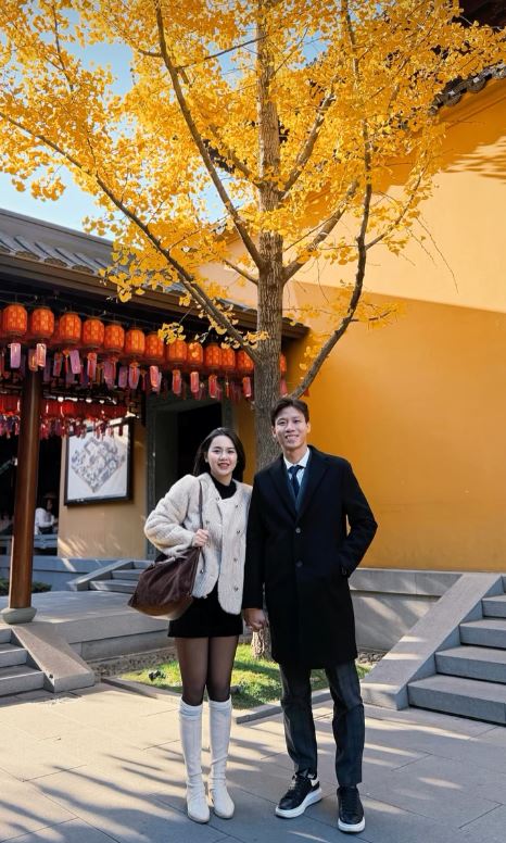 Quế Ngọc Hải hóa tổng tài đi du lịch cùng hoa khôi Đại học Vinh- Ảnh 2.