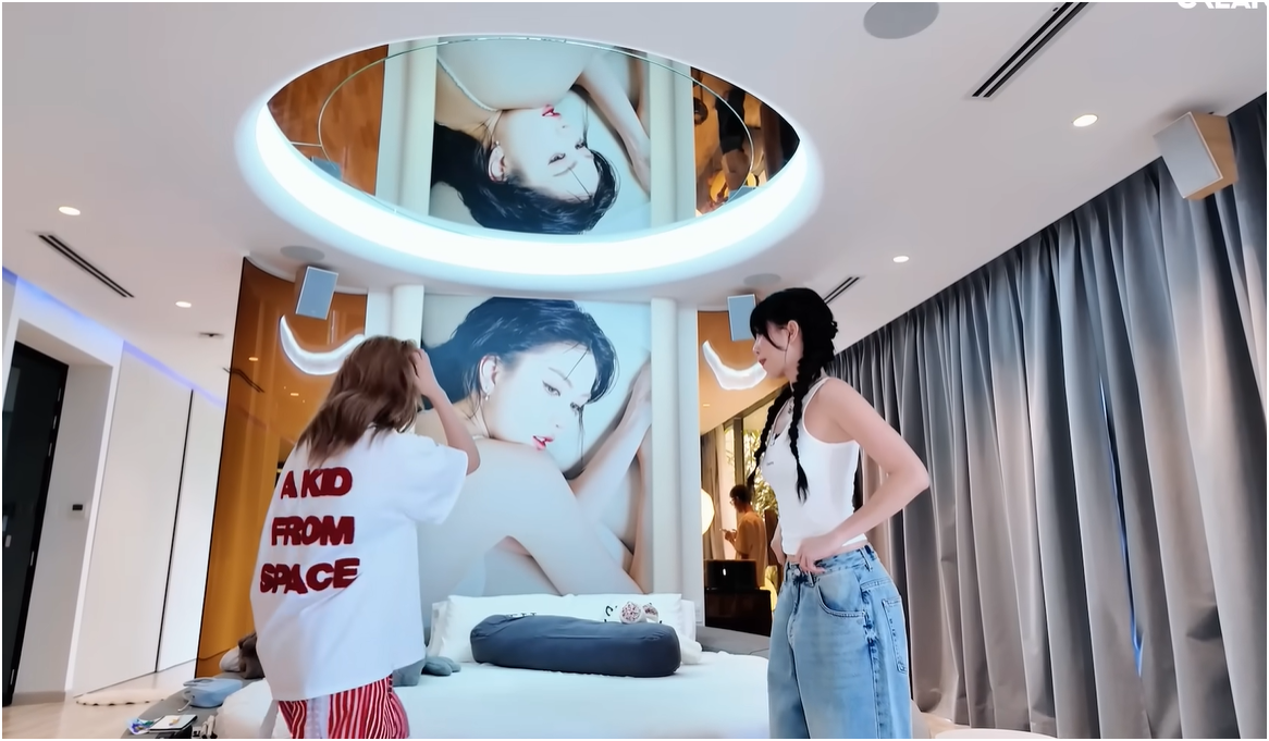 Bí mật về Ngọc Trinh trong biệt thự 50 tỷ, rộng 800m2- Ảnh 6.