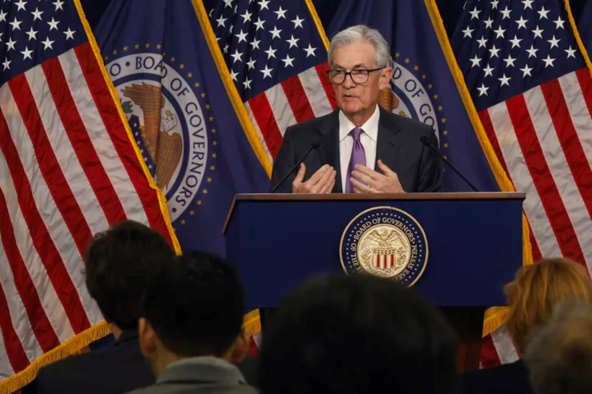 Báo cáo quan trọng của Fed được công bố, thêm dấu hiệu cho thấy ngân hàng trung ương Mỹ nhiều khả năng cắt giảm lãi suất trong tháng 12- Ảnh 1.