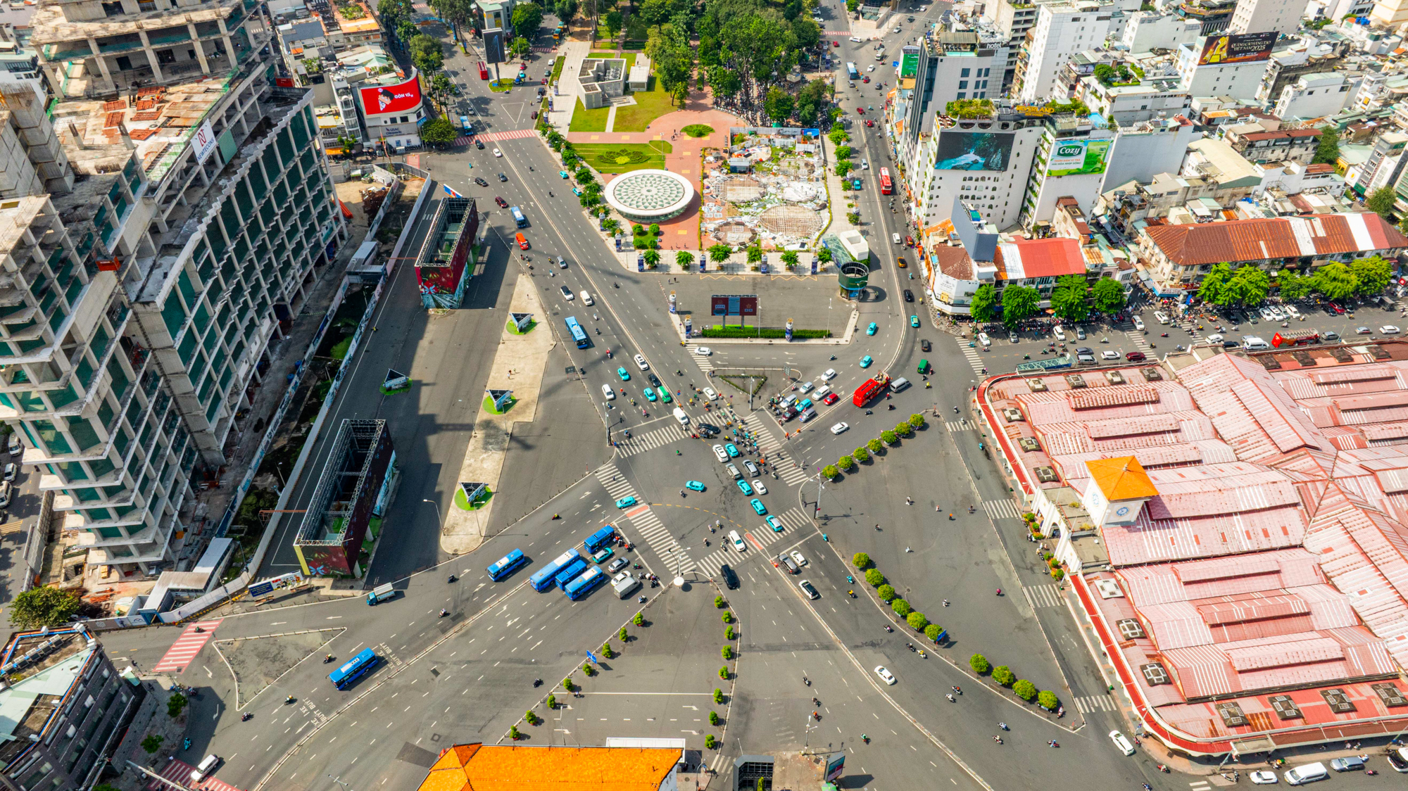 Ngắm Siêu Dự Án Cạnh Chợ Bến Thành Được Vinfast Đầu Tư Hơn 20.000 Tỷ Đồng: Xây Hơn 10 Năm Chưa Xong, Đang Thi Công Trở Lại- Ảnh 10.