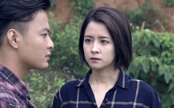 Nhan sắc của nữ diễn viên U40 khiến Huyền Lizzie dè chừng- Ảnh 7. Nhan sắc của nữ diễn viên U40 khiến Huyền Lizzie dè chừng- Ảnh 7.