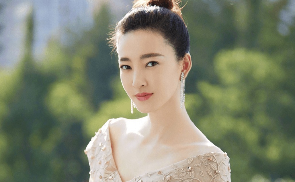 Vụ chồng đại gia của mỹ nhân phim giờ vàng bị bắt: Tịch thu đấu giá 151 thỏi vàng, 9 xe sang, BTS túi hiệu- Ảnh 6. Vụ chồng đại gia của mỹ nhân phim giờ vàng bị bắt: Tịch thu đấu giá 151 thỏi vàng, 9 xe sang, BTS túi hiệu- Ảnh 6.