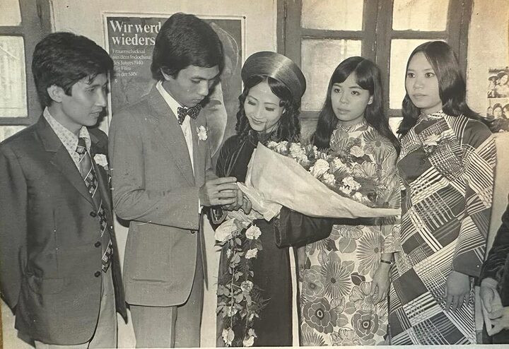 Nữ NSND là mỹ nhân phố cổ, từng làm tắc nghẽn phố Hàng Đào trong ngày cưới- Ảnh 5.