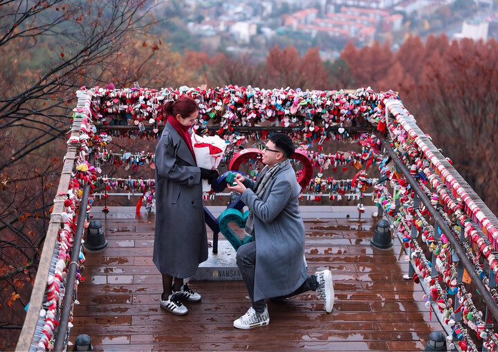 Nữ MC 'độc thân đắt giá nhất VTV' vừa được cầu thủ nổi tiếng cầu hôn là ai?- Ảnh 1.