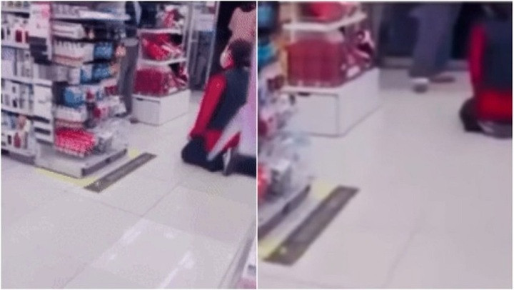 Phẫn nộ cảnh nhân viên cửa hàng phải quỳ xin lỗi sau khi nhắc nhở trẻ con- Ảnh 1.