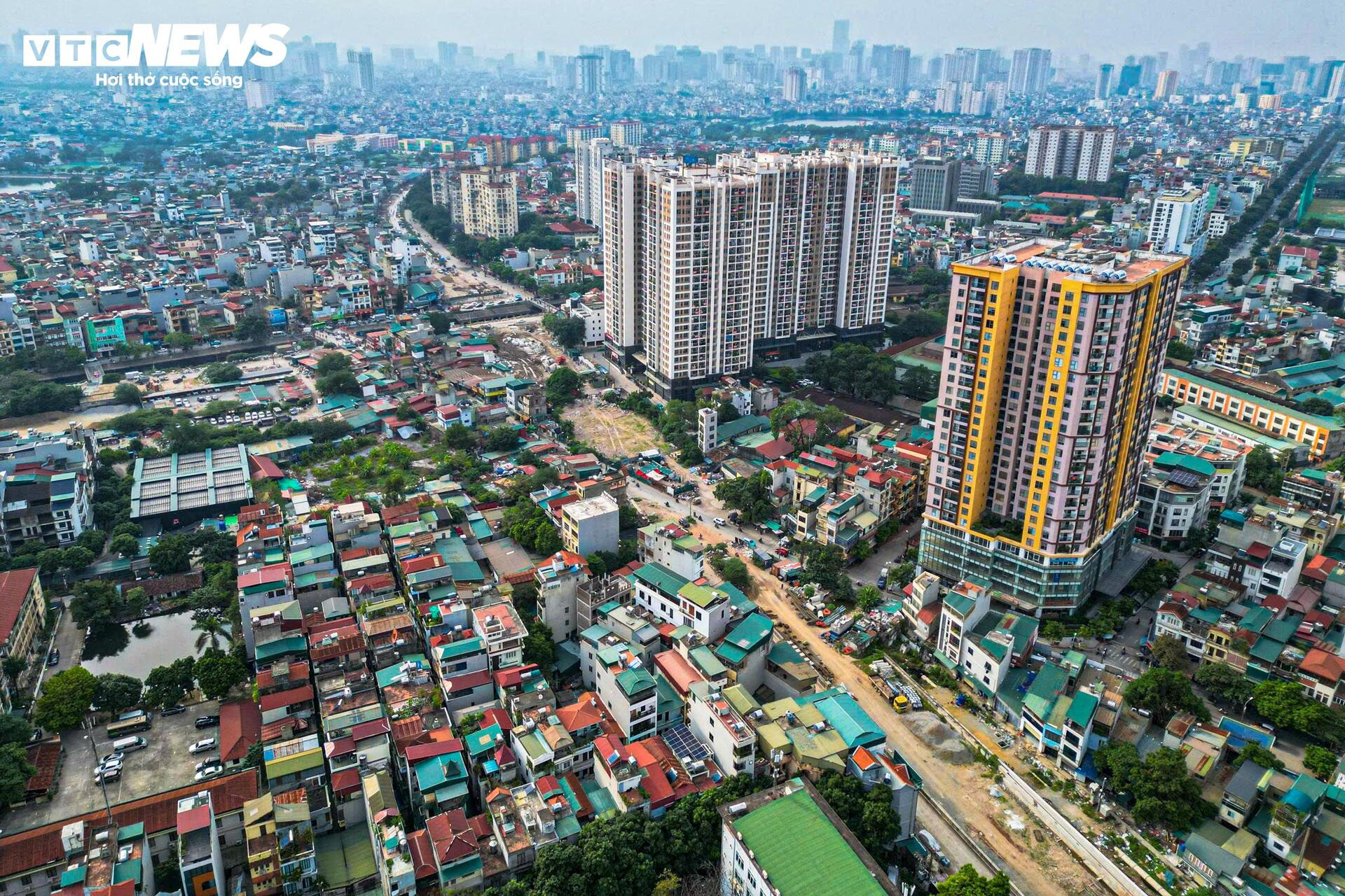 Vành đai 2,5 Hà Nội sáng đèn suốt đêm chạy đua về đích- Ảnh 10.