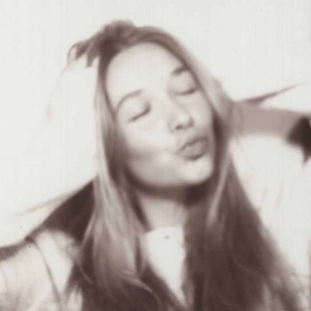 Tiểu thư tài phiệt Harper Beckham khoe nhan sắc xinh đẹp tuổi 14, chính thức Tiểu thư tài phiệt Harper Beckham khoe nhan sắc xinh đẹp tuổi 14, chính thức