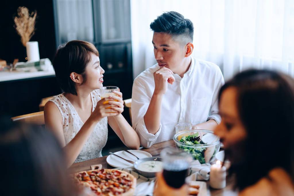 Cưới thần tốc sau 4 giờ gặp mặt, người đàn ông 40 tuổi mất luôn 893 triệu đồng tích luỹ cả đời- Ảnh 3. Cưới thần tốc sau 4 giờ gặp mặt, người đàn ông 40 tuổi mất luôn 893 triệu đồng tích luỹ cả đời- Ảnh 3.