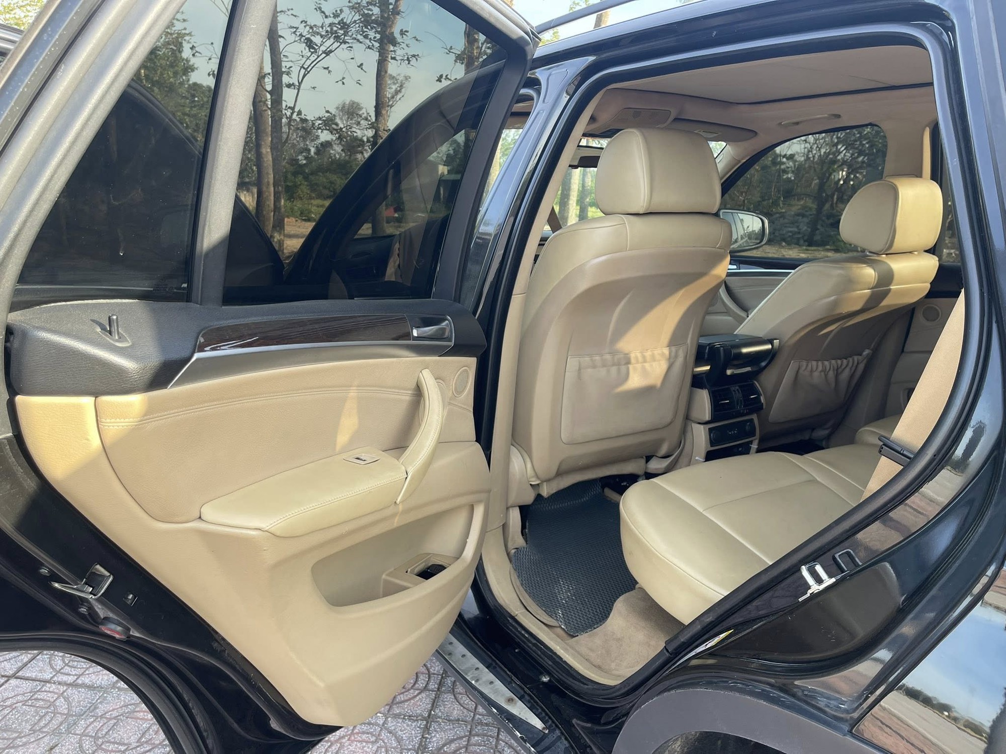 Rao BMW X5 giá 130 triệu đồng, người bán nói hết muốn chơi xe, khẳng định gầm bệ còn chắc cho ai muốn ‘nhảy hố vôi’- Ảnh 6.