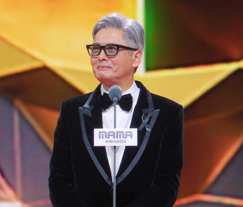 Châu Nhuận Phát và G-DRAGON tái ngộ ở MAMA 2025, dung dăng dung dẻ lên sân khấu khiến 50 triệu người chao đảo- Ảnh 1.