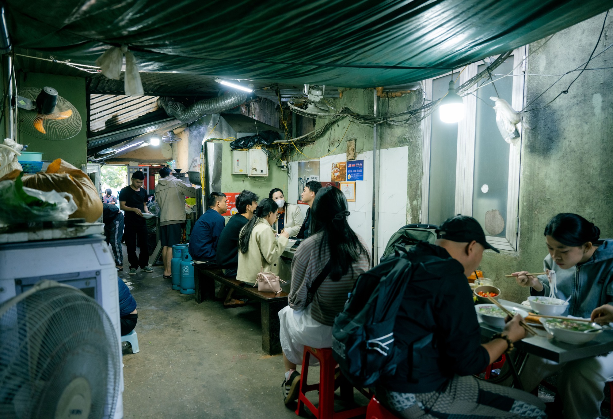 Những hình ảnh cuối cùng của Phở Thìn Bờ Hồ trước ngày di dời sau gần 70 năm- Ảnh 12.