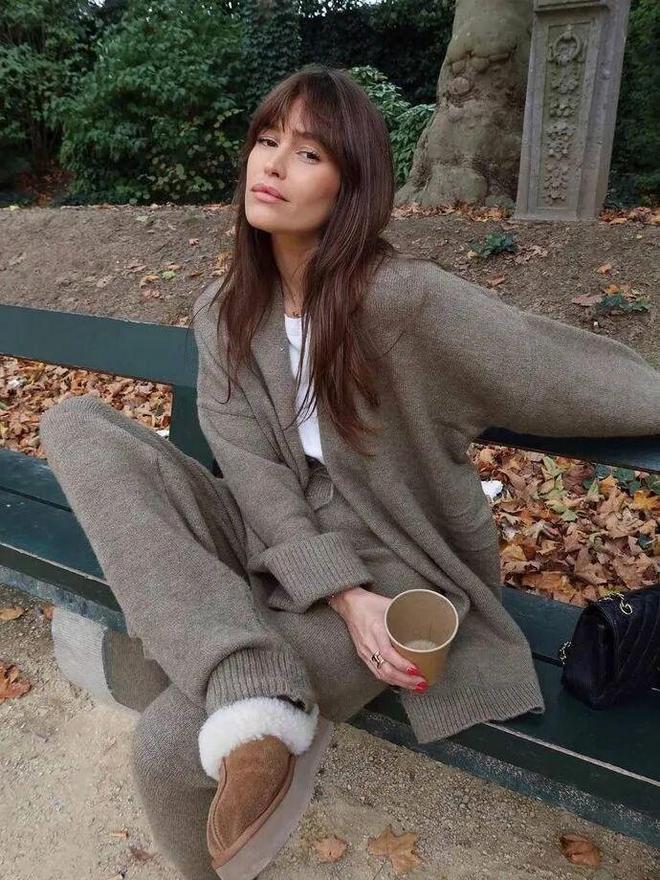 Những người phụ nữ sành điệu khắp thế giới đều đang đi đôi giày này, vì nó hợp với mọi thứ- Ảnh 13.