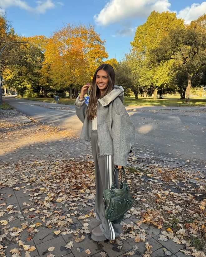 Những người phụ nữ sành điệu khắp thế giới đều đang đi đôi giày này, vì nó hợp với mọi thứ- Ảnh 29.