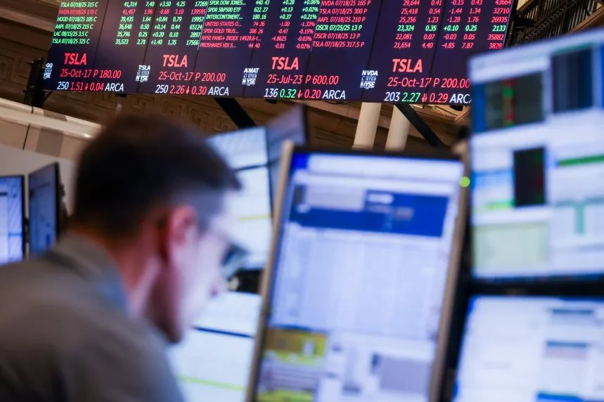 Elon Musk và câu chuyện vị hoàng đế 'không mặc đồ': Khi cảm xúc và kỳ vọng lấn át kết quả kinh doanh- Ảnh 2.