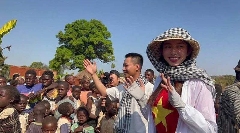 Trương Ngọc Ánh, Ngân 98, Quang Linh Vlogs bị bắt: Từ thiện không phải là cái phao cứu vãn tất cả- Ảnh 5. Trương Ngọc Ánh, Ngân 98, Quang Linh Vlogs bị bắt: Từ thiện không phải là cái phao cứu vãn tất cả- Ảnh 5.