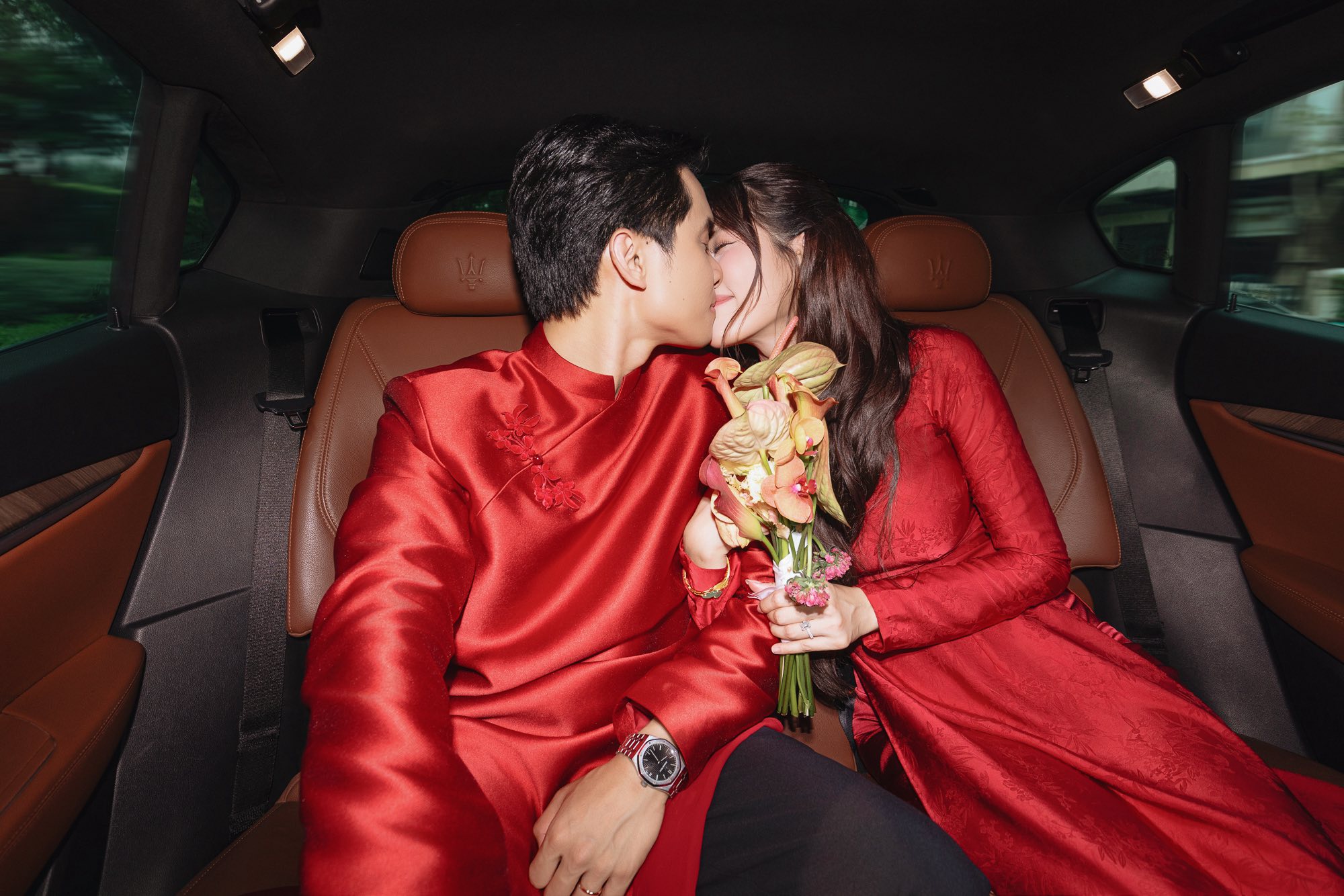 2 chiếc đồng hồ tiền tỷ của chồng Đỗ Hà và Quỳnh Châu: Tổng tài nhưng mỗi người 1 gu- Ảnh 6. 2 chiếc đồng hồ tiền tỷ của chồng Đỗ Hà và Quỳnh Châu: Tổng tài nhưng mỗi người 1 gu- Ảnh 6.