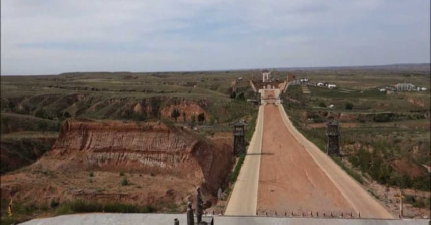 Bộ óc kỹ trị ‘thiên tài’ của Tần Thủy Hoàng và dự án ‘siêu xa lộ’ : 700 km không bê tông, không cỏ mọc, tồn tại suốt 20 thế kỷ- Ảnh 1.