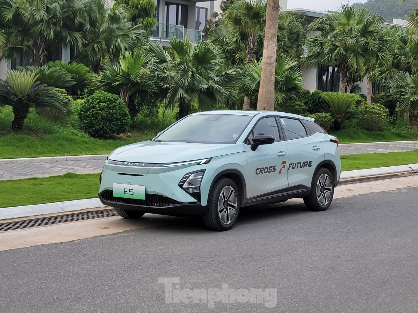 Thêm hãng xe lắp trạm sạc ô tô điện tại Việt Nam- Ảnh 2.