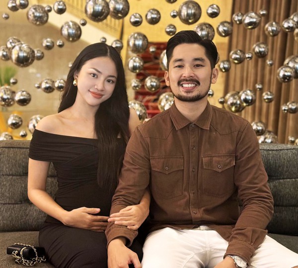 Sao Vbiz khóc nức nở khi con vừa chào đời đã bị ruột nằm ngoài bụng- Ảnh 3.