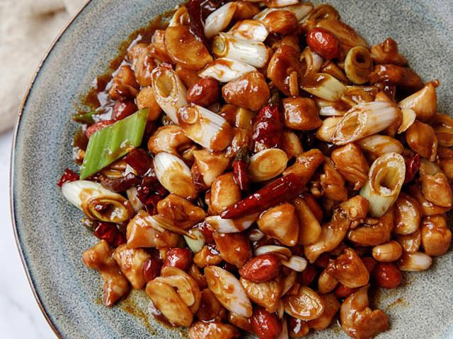 Uống sữa không phải cách duy nhất bổ sung canxi: 5 loại thực phẩm sau mới thật sự là 'vua canxi'!- Ảnh 1. Uống sữa không phải cách duy nhất bổ sung canxi: 5 loại thực phẩm sau mới thật sự là 'vua canxi'!- Ảnh 1.