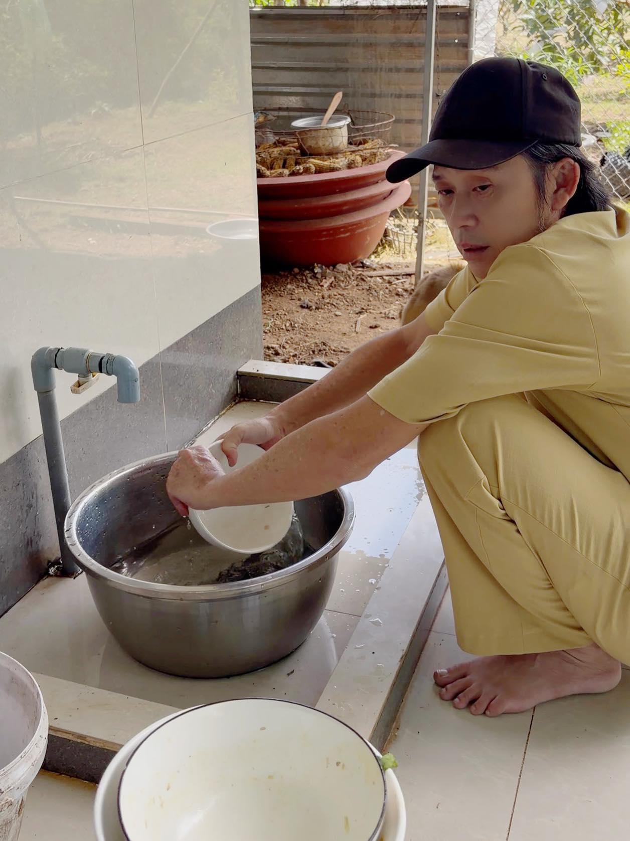 Hình ảnh không ai ngờ của NS Hoài Linh- Ảnh 1.