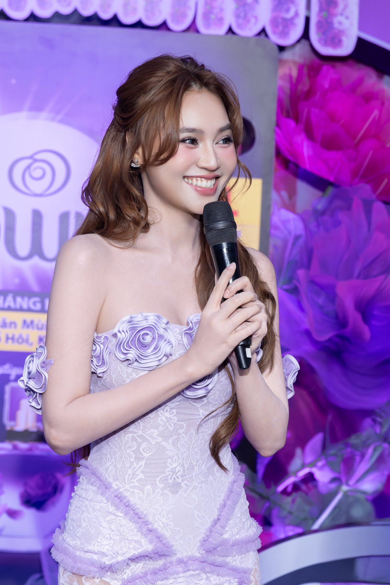 Mỹ nhân Việt duy nhất đóng chính phim Hàn: Người đâu đẹp điên đảo, không làm minh tinh thì làm gì- Ảnh 6. Mỹ nhân Việt duy nhất đóng chính phim Hàn: Người đâu đẹp điên đảo, không làm minh tinh thì làm gì- Ảnh 6.