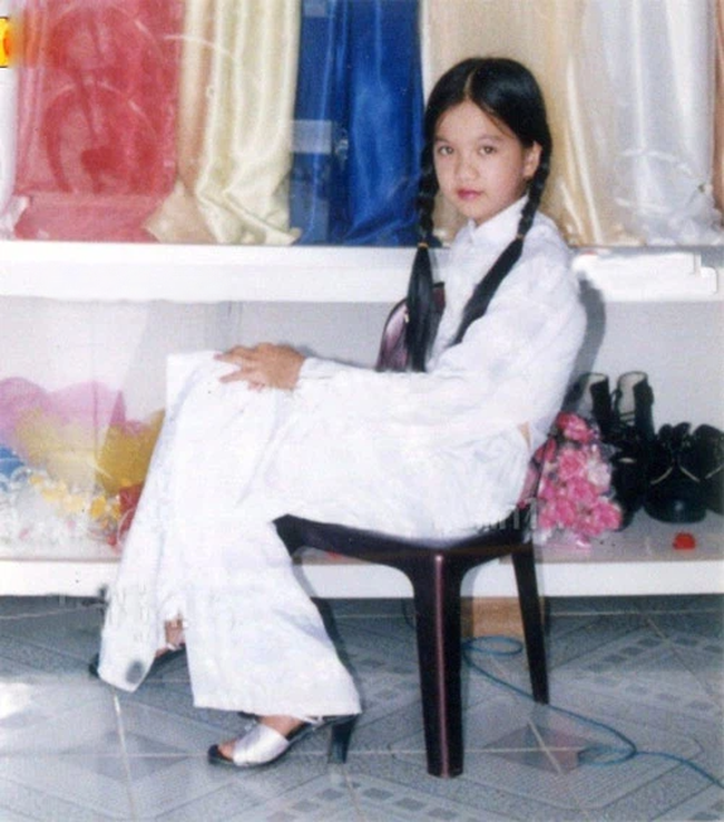 Học vấn của Ngọc Trinh- Ảnh 2.