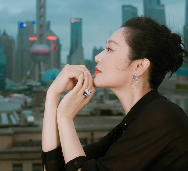 "Điêu Thuyền đẹp nhất màn ảnh" U60 vẫn cực kỳ trẻ trung, mấy chục năm qua chỉ nặng hơn 45kg nhờ 1 bí quyết chống già gói gọn trong 3 từ- Ảnh 8.