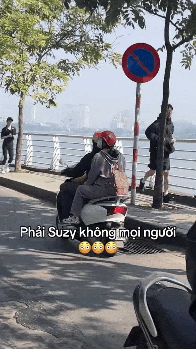 HOT: Bắt gặp Suzy và Kim Seon Ho quay phim ở Hồ Tây, nhan sắc ngoài đời mới là điều gây sốc- Ảnh 2. HOT: Bắt gặp Suzy và Kim Seon Ho quay phim ở Hồ Tây, nhan sắc ngoài đời mới là điều gây sốc- Ảnh 2.