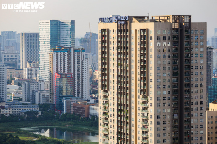 Có nên đổ tiền vào bất động sản cuối năm nay?- Ảnh 2.