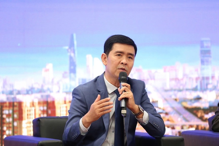 Giá bất động sản trung tâm TP.HCM đắt ngang trung tâm Hà Nội, nhưng ngoài vành đai lại đang rẻ hơn rất nhiều- Ảnh 2.