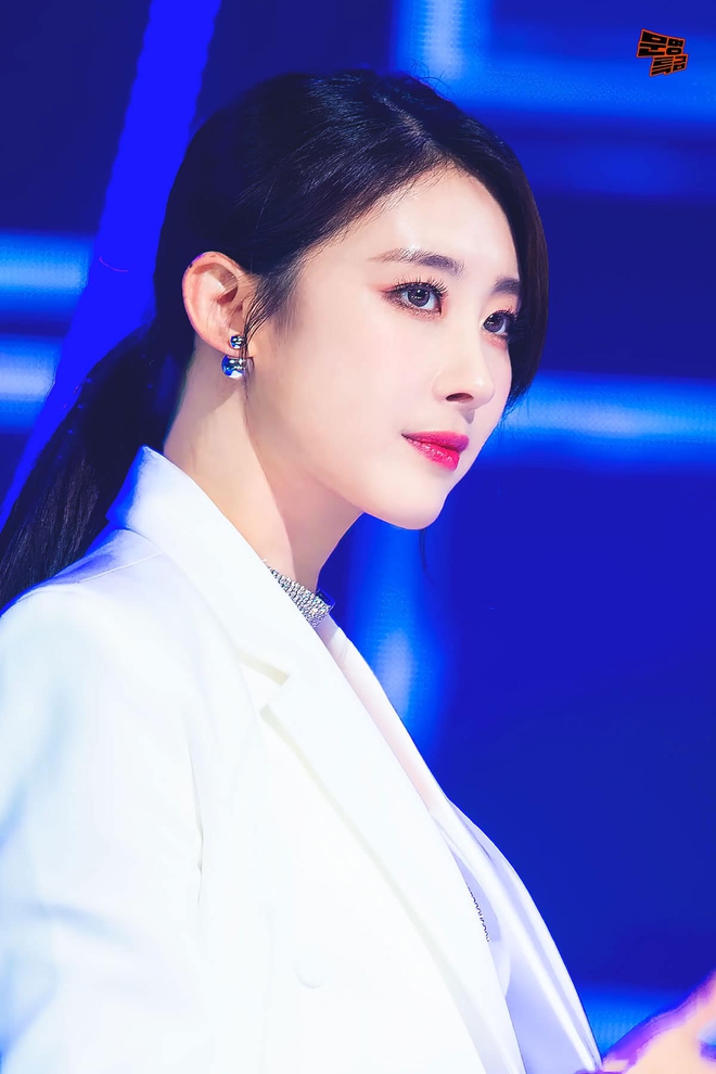 Nữ ca sĩ “bốc hơi” khỏi Trái Đất ở tuổi 34, biến mất không dấu vết sau tâm thư vạch trần thành viên cùng nhóm- Ảnh 6.