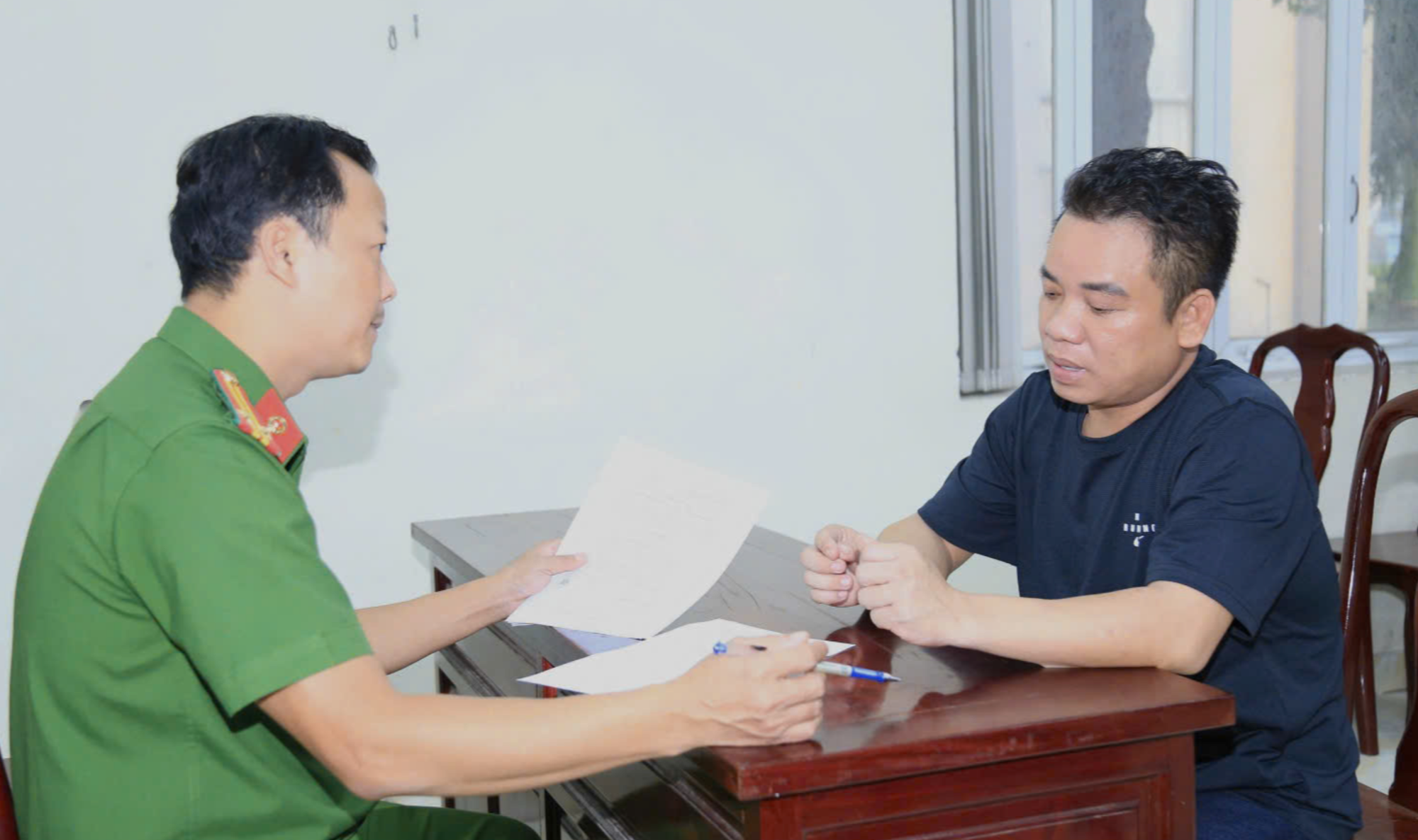 Chú chó có giá 2,6 tỷ đồng- Ảnh 1. Chú chó có giá 2,6 tỷ đồng- Ảnh 1.