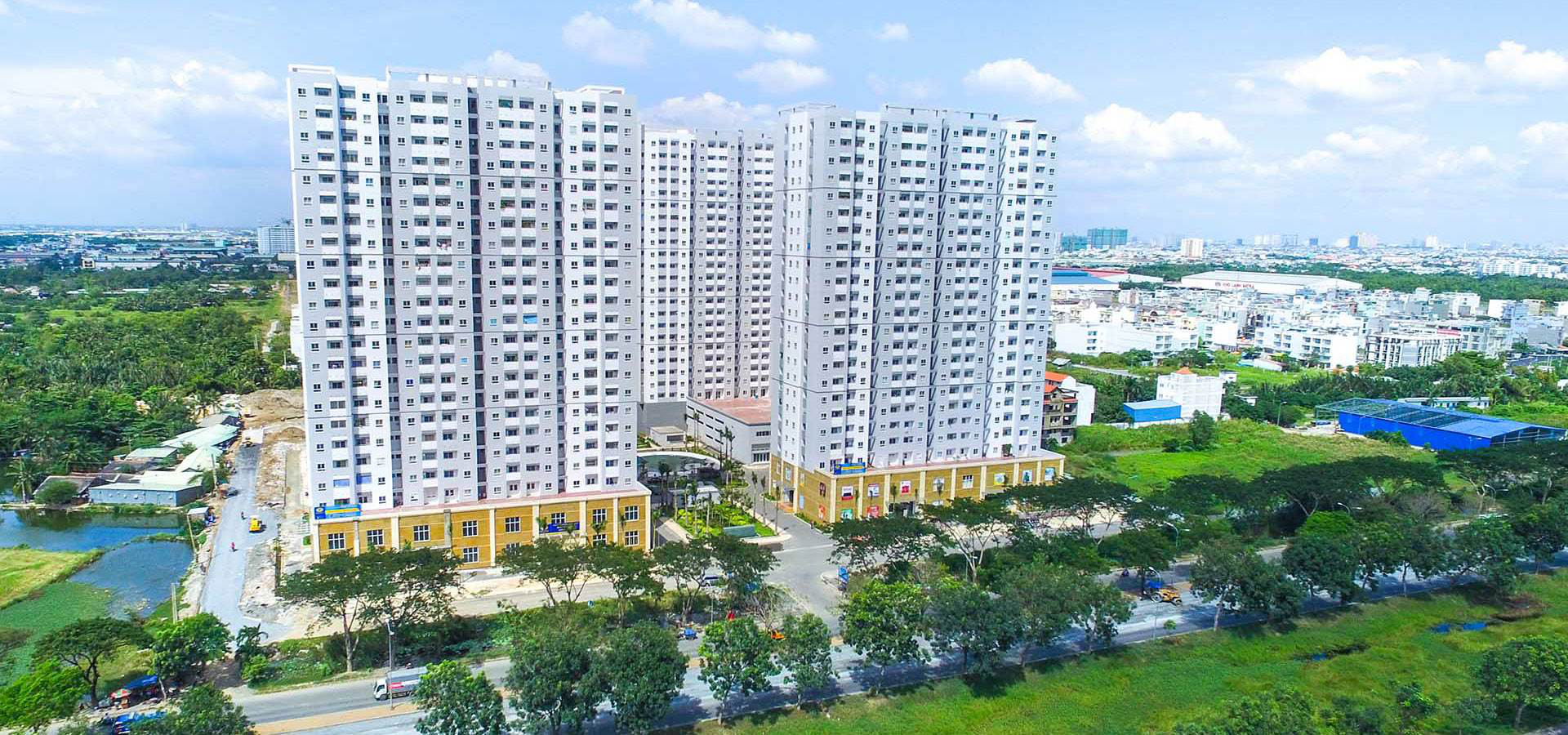 Từng cam kết sẽ xây 50.000 căn nhà ở xã hội cho người thu nhập thấp, đến nay “ông trùm” Hoàng Quân đã đi được bao xa trên hành trình này?- Ảnh 1. Từng cam kết sẽ xây 50.000 căn nhà ở xã hội cho người thu nhập thấp, đến nay “ông trùm” Hoàng Quân đã đi được bao xa trên hành trình này?- Ảnh 1.