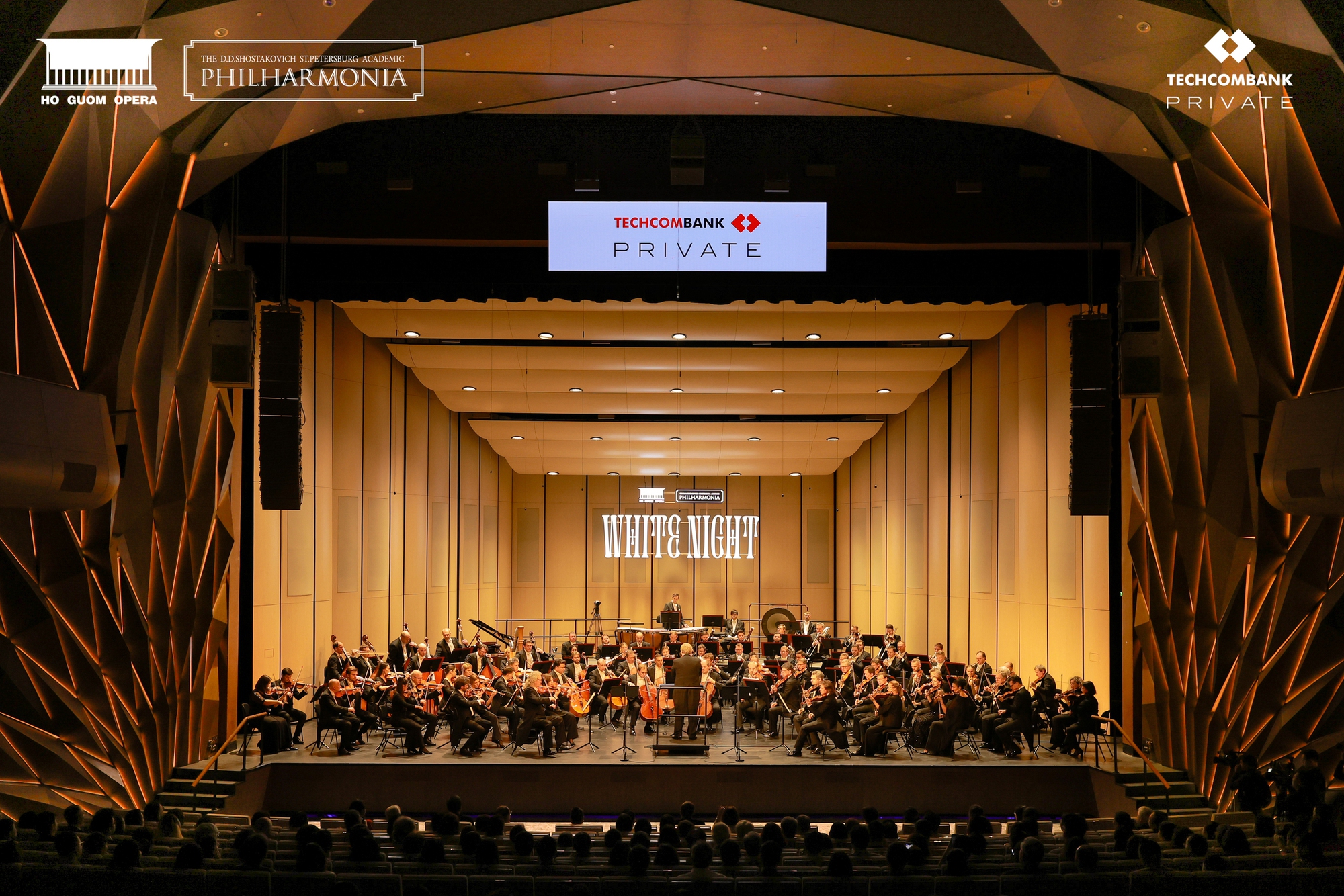 Dấu ấn ‘White Night’ - Đêm nhạc hoàng gia Nga dành tặng khách hàng Techcombank Private- Ảnh 1. Dấu ấn ‘White Night’ - Đêm nhạc hoàng gia Nga dành tặng khách hàng Techcombank Private- Ảnh 1.