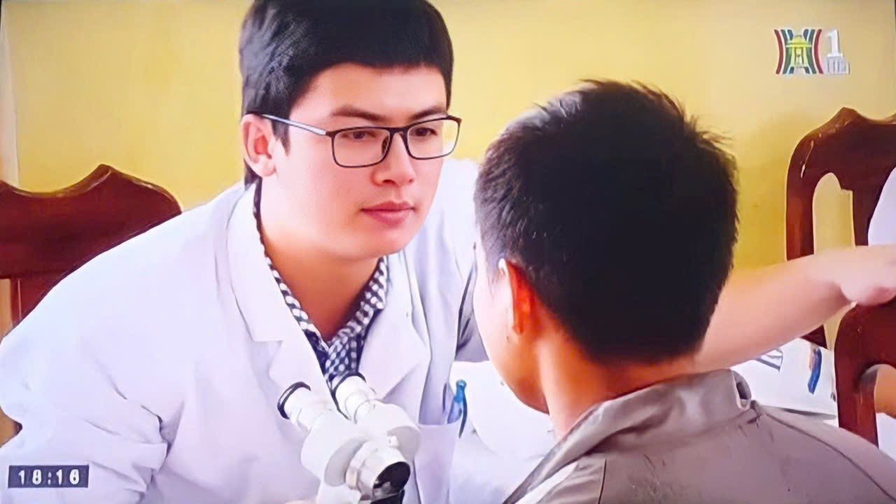 Xuất hiện 1 cựu thí sinh Olympia như nam thần xé sách bước ra: 4 lần lên tivi gây “bão” vì visual quá xịn sò- Ảnh 2. Xuất hiện 1 cựu thí sinh Olympia như nam thần xé sách bước ra: 4 lần lên tivi gây “bão” vì visual quá xịn sò- Ảnh 2.