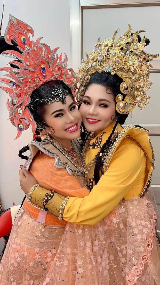 Nữ nghệ sĩ là hậu duệ gia tộc nổi tiếng, gia đình liên tiếp gặp biến cố: Có chồng 12 năm mới công khai- Ảnh 1.