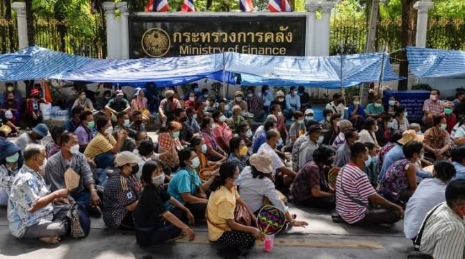 Thái Lan chứng kiến tỷ lệ nợ hộ gia đình cao chưa từng có- Ảnh 1.