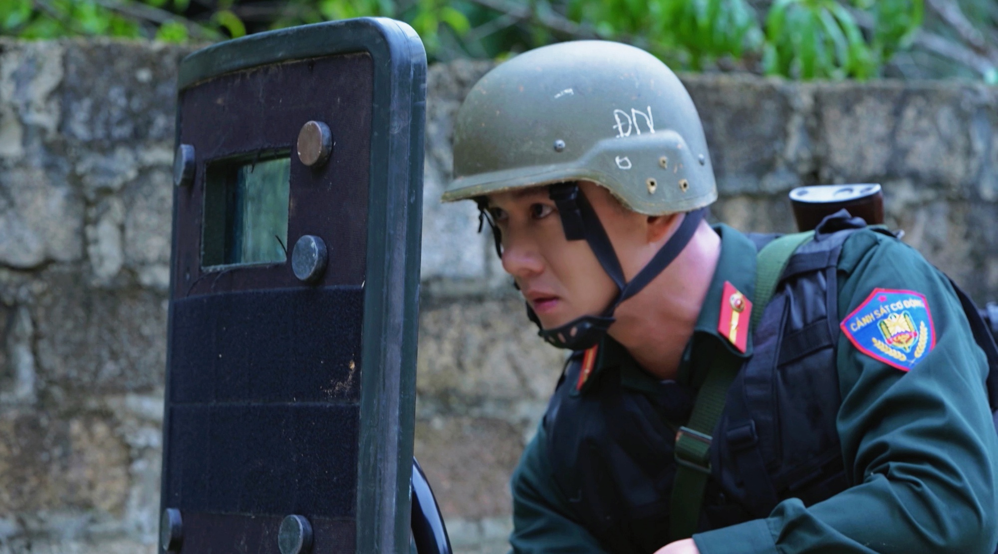 Song Luân, Lê Dương Bảo Lâm khóc nghẹn: Chuyện gì đây?- Ảnh 6. Song Luân, Lê Dương Bảo Lâm khóc nghẹn: Chuyện gì đây?- Ảnh 6.