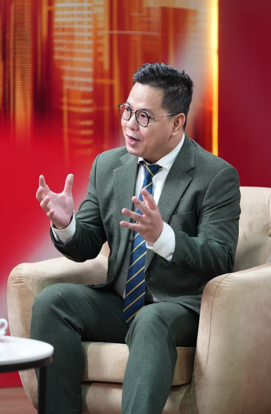 Từ tài chính đến cảm xúc: Làm sao để người Việt thật sự hạnh phúc?- Ảnh 2. Từ tài chính đến cảm xúc: Làm sao để người Việt thật sự hạnh phúc?- Ảnh 2.