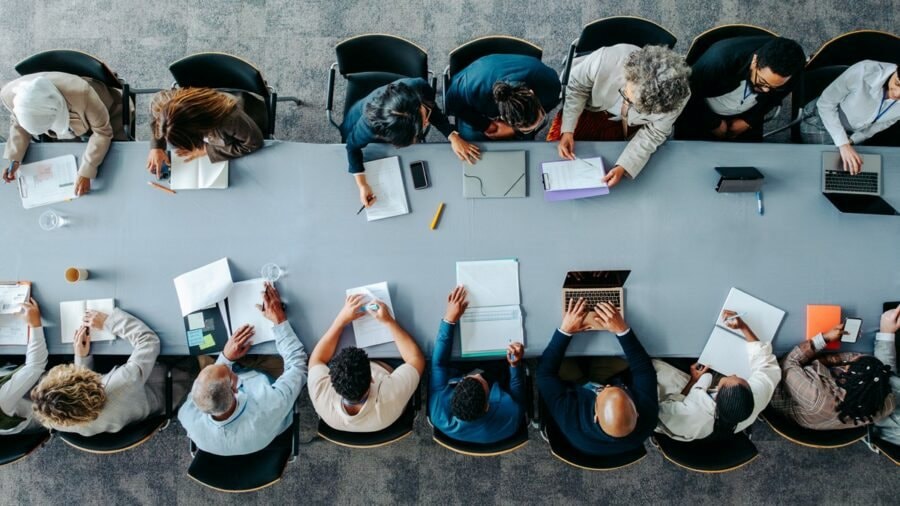 Căn bệnh họp hành: Gây thiệt hại 37 tỷ USD năng suất, lãng phí quá nhiều thời gian- Ảnh 2.