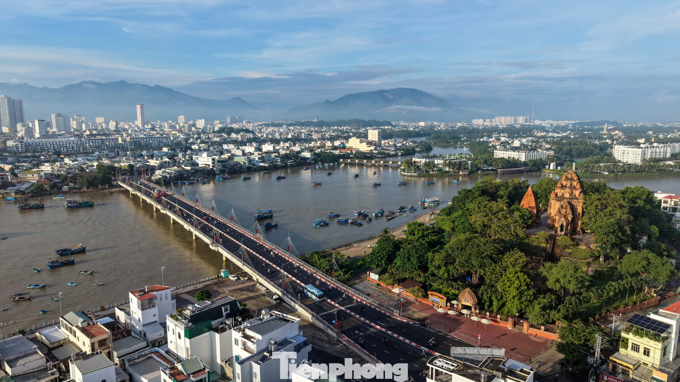 Lý do sương mù dày đặc phủ kín phố biển Nha Trang- Ảnh 7.