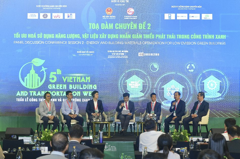 Nhận diện thách thức, mở ra cơ hội và đề xuất giải pháp cho quá trình đô thị hóa bền vững tại Việt Nam- Ảnh 1.