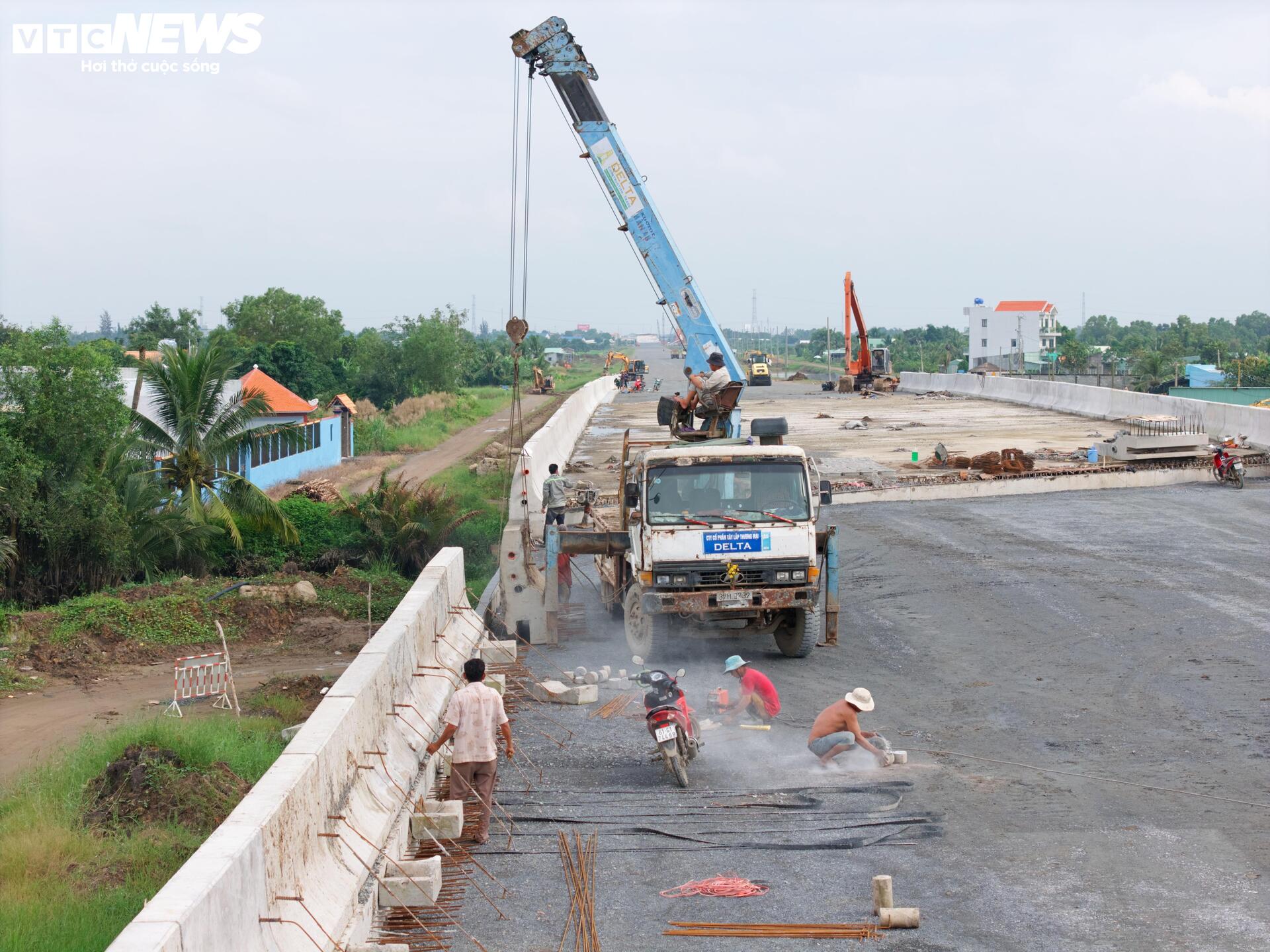 Toàn cảnh Vành đai 3 TP.HCM đoạn qua Tây Ninh tăng tốc về đích- Ảnh 4.