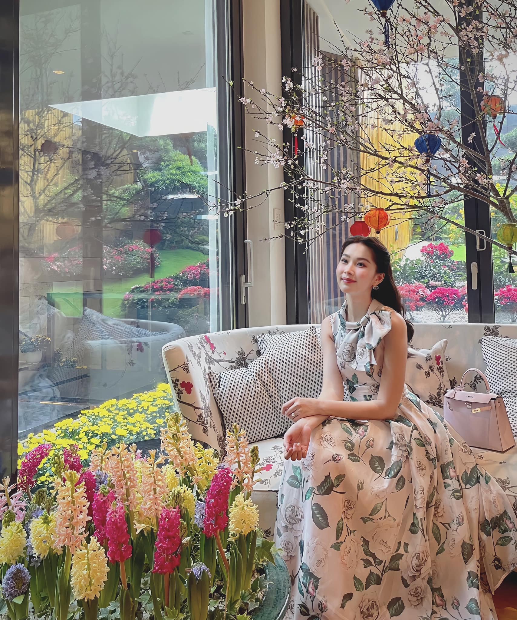 Bất động sản của các nghệ sĩ Việt: Hà Anh Tuấn có duplex trăm tỷ, Đặng Thu Thảo ở biệt thự quận 1, Lý Nhã Kỳ sở hữu cả một lâu đài- Ảnh 20. Bất động sản của các nghệ sĩ Việt: Hà Anh Tuấn có duplex trăm tỷ, Đặng Thu Thảo ở biệt thự quận 1, Lý Nhã Kỳ sở hữu cả một lâu đài- Ảnh 20.