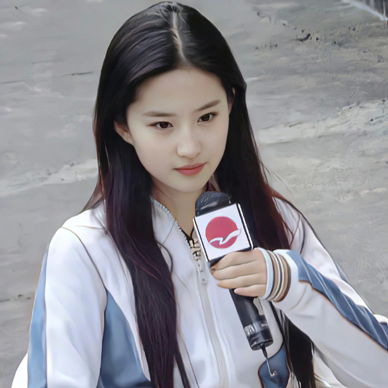 Cô gái trong bức ảnh cưới hơn 20 năm trước đẹp hơn cả filter, giờ là đỉnh lưu của đỉnh lưu, chỉ cần lộ diện là MXH nổ tung- Ảnh 7.