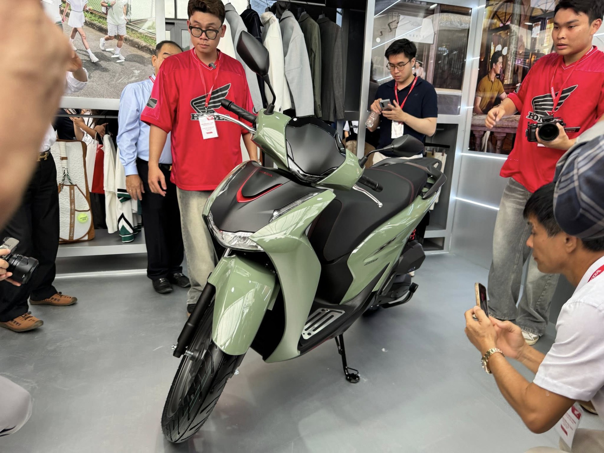 Cận cảnh Honda SH 2026 vừa ra mắt- Ảnh 4. Cận cảnh Honda SH 2026 vừa ra mắt- Ảnh 4.