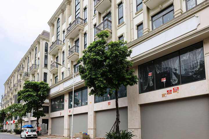 Thị trường bất động sản diễn biến 'lạ', chuyên gia khuyến cáo gì?- Ảnh 2.